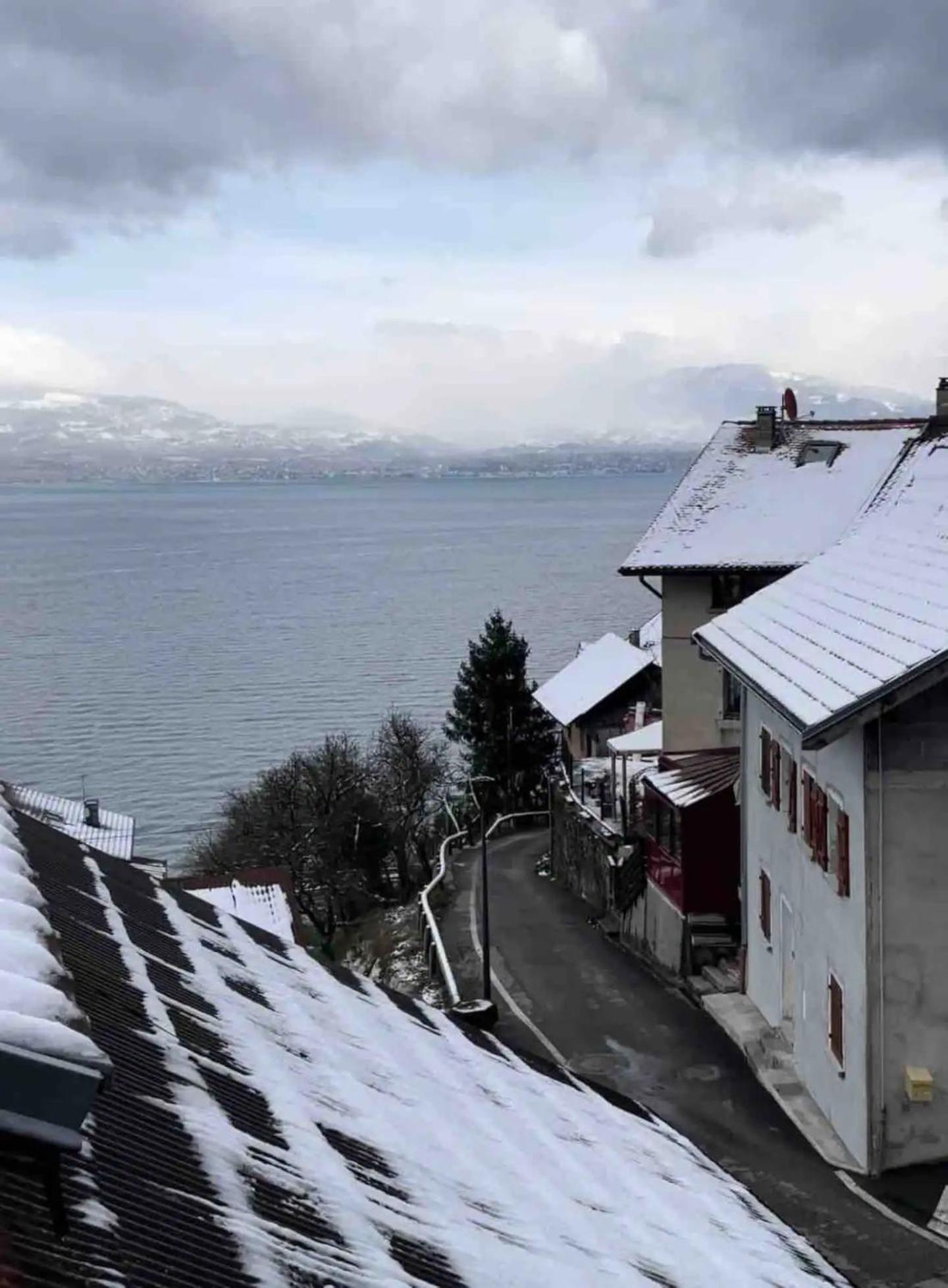 Chez Malou & Hugo Vue Lac Proche Suisse & Stations ! Сент-Джінголф Екстер'єр фото